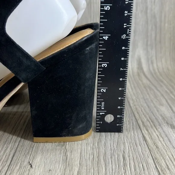 Bill Blass Carmen Knotted Suede Chunky-Heel Sandals