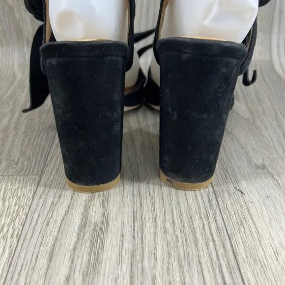 Bill Blass Carmen Knotted Suede Chunky-Heel Sandals