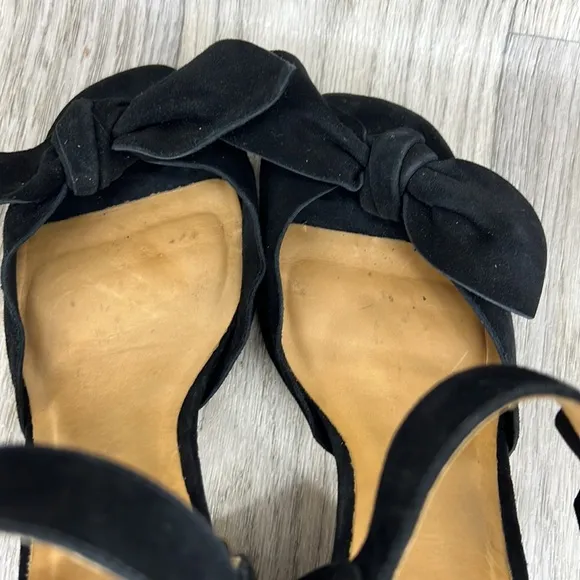 Bill Blass Carmen Knotted Suede Chunky-Heel Sandals