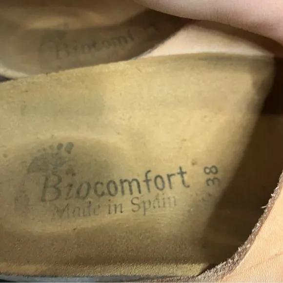 Biocomfort 2 strap sandals peach leather straps size 38