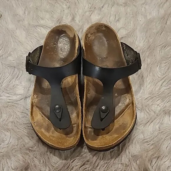 Birkenstock gizeh black and tan sandals size 36 us size 5-5 1/2