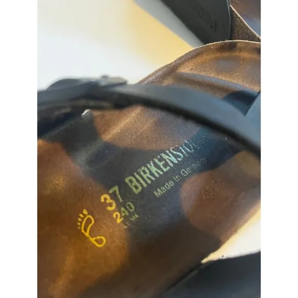 Birkenstock Gizeh black straps size 37