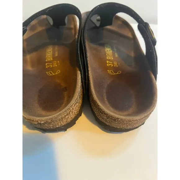 Birkenstock Gizeh black straps size 37