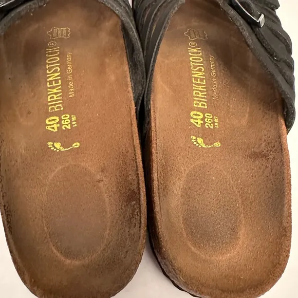Birkenstocks Granada Sandals Woman's Size EU 40 Black Softbed Great Condition