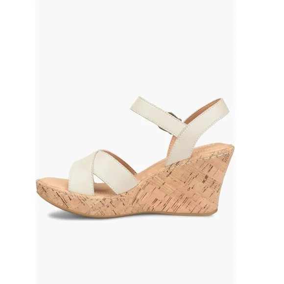Born Alaina Wedge Sandals Cream Straps &amp; Cork Like Sole Women’s Size 8