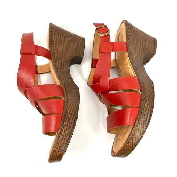 Born Carmo Womens Red Crisscrossed Straps Sandals