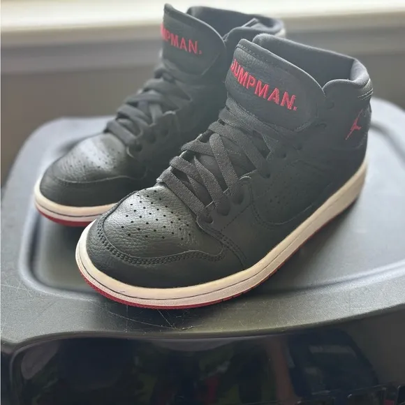 Boys Nike Air Jordan Jumpman Black Sneakers