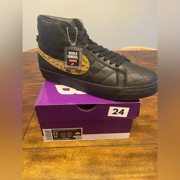Brand new 2022 Supreme x Zoom Blazer Mid QS SB 'Black Snakeskin'