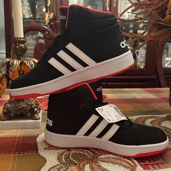 Brand New Adidas Boys Hoops Mid 2.0 Kids Boys Basketball Lace Up Sneakers Black