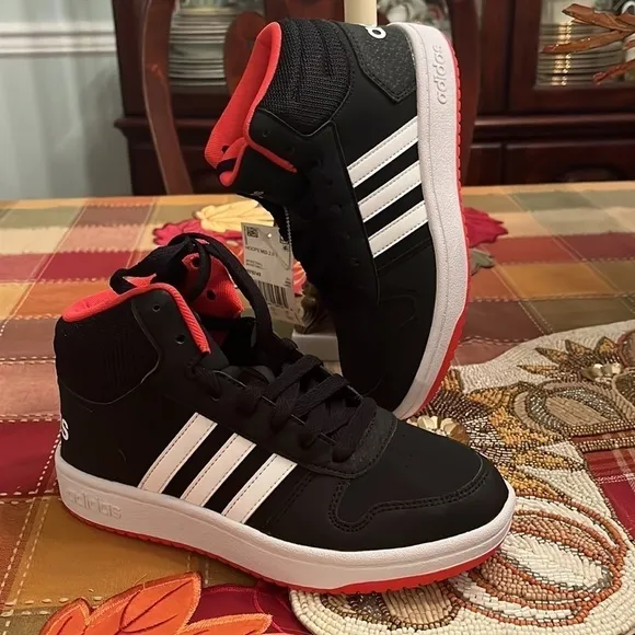 Brand New Adidas Boys Hoops Mid 2.0 Kids Boys Basketball Lace Up Sneakers Black