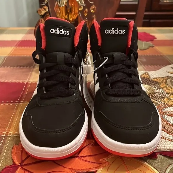 Brand New Adidas Boys Hoops Mid 2.0 Kids Boys Basketball Lace Up Sneakers Black