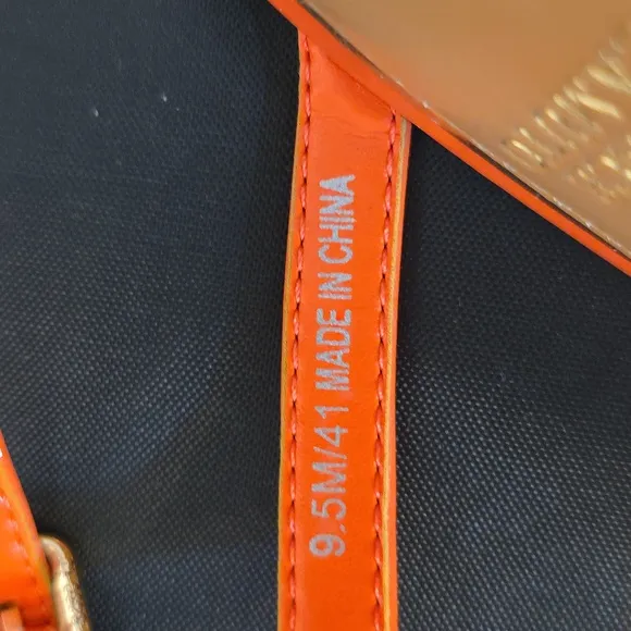 BRAND NEW VINCE CAMUTO JEFANY  ANKLE STRAP WEDGE SANDAL (WOMEN)