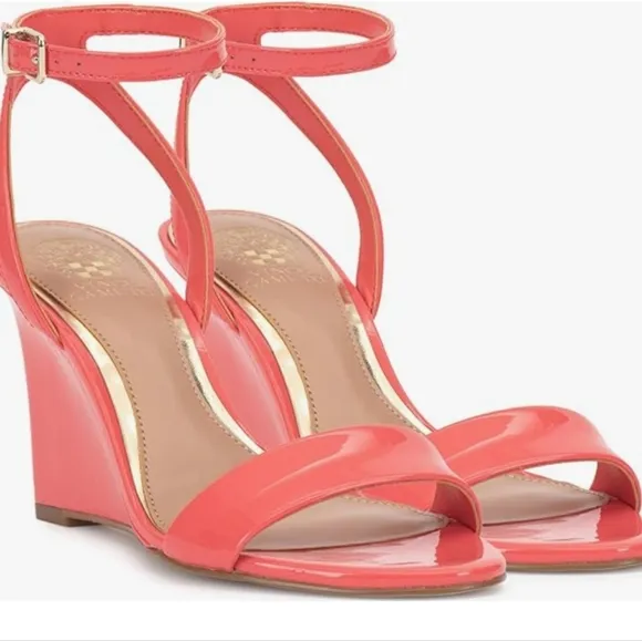BRAND NEW VINCE CAMUTO JEFANY  ANKLE STRAP WEDGE SANDAL (WOMEN)