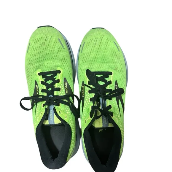 Brooks Ghost Men's Green Running Shoes size 9. Athletic workout athlete sports