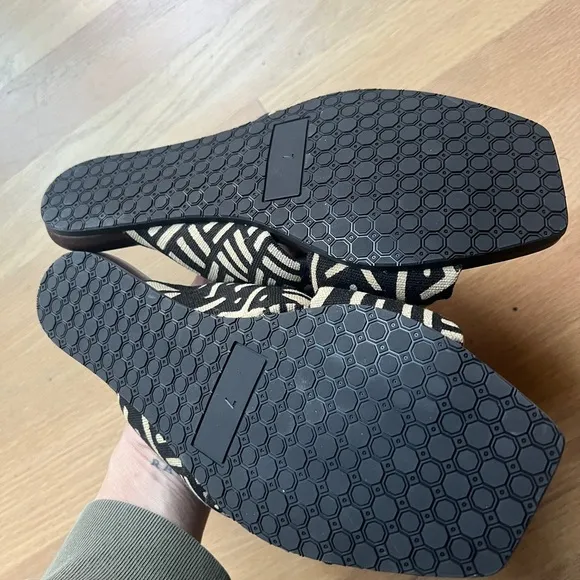 Brother Vellies Togo Batik-dyed Knotted Cotton-canvas Sandals Size 7 NWOT