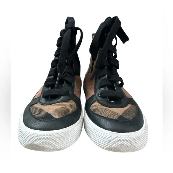 Burberry Boys Shoes 34 Or 3 US High Top Sneakers