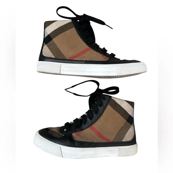 Burberry Boys Shoes 34 Or 3 US High Top Sneakers