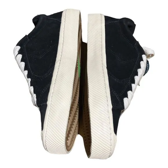 Cariuma M.I.L. PRO Black Suede Sneaker Mens 8 Skateboarding Streetwear Grunge