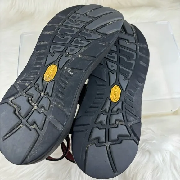 CHACO CROSS STRAPS SANDALS SIZE 10 Woman