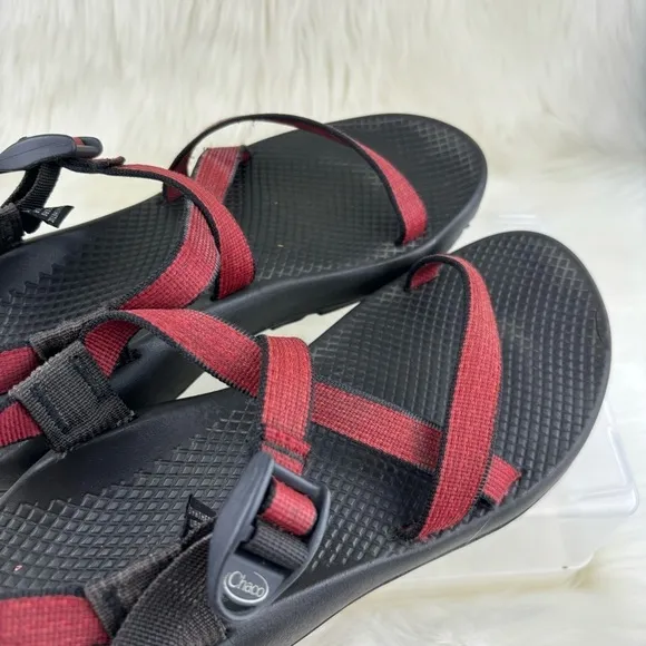 CHACO CROSS STRAPS SANDALS SIZE 10 Woman