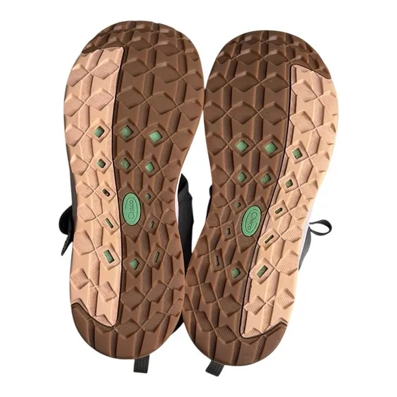 Chaco ODYSSEY Sport Sandal Women's Gray with Green and Pink Spec pattern Sz 9.5