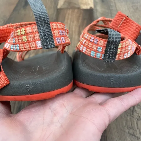 Chaco Sandals youth girls 6
