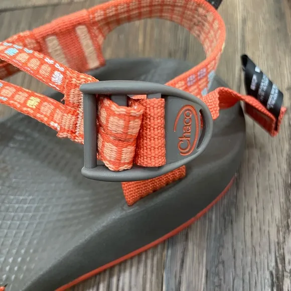 Chaco Sandals youth girls 6