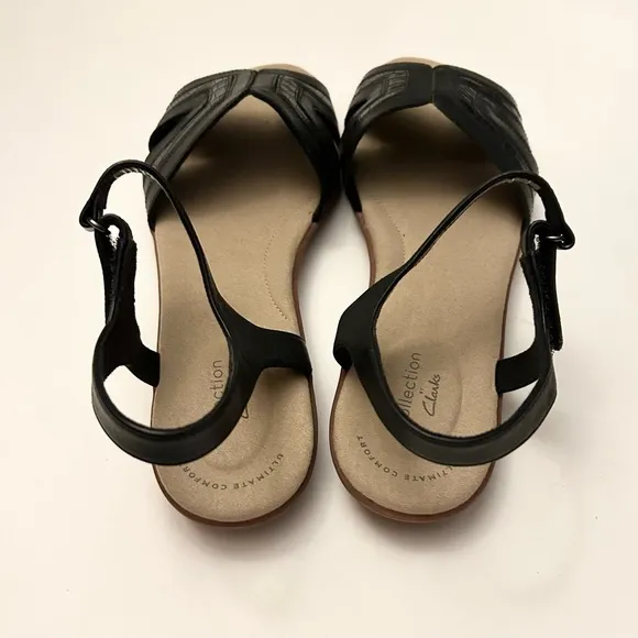 Clark Woman’s Black Sandals Size 8.5 New