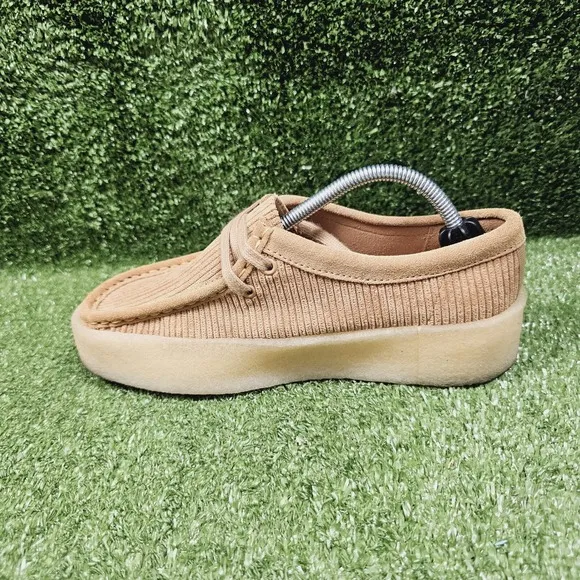 Clarks Wallabee Cup Derby Light Tan Chunky Corduroy Shoes Womens Size 7