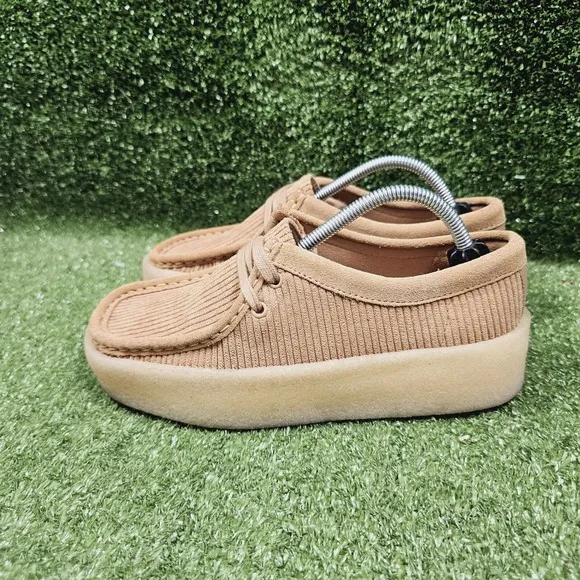 Clarks Wallabee Cup Derby Light Tan Chunky Corduroy Shoes Womens Size 7