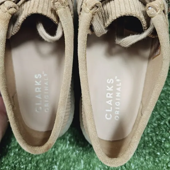 Clarks Wallabee Cup Derby Light Tan Chunky Corduroy Shoes Womens Size 7