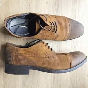 Clarks Wallace Leather Oxford Mens 12 Cap Toe Brown Nubuck Dress Shoe Minimalist