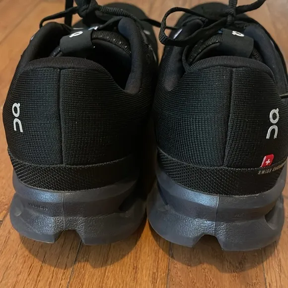 CLOUDSURFER On Running Black Athletic Shoes