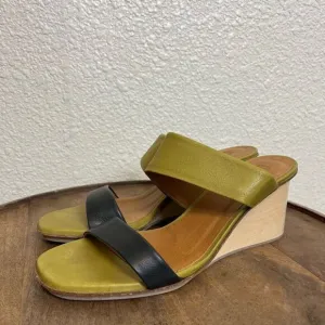 Coclico Doe Wedge Olive And Deep Sea Double Strap Wood Sandals Women’s 39 US 8.5