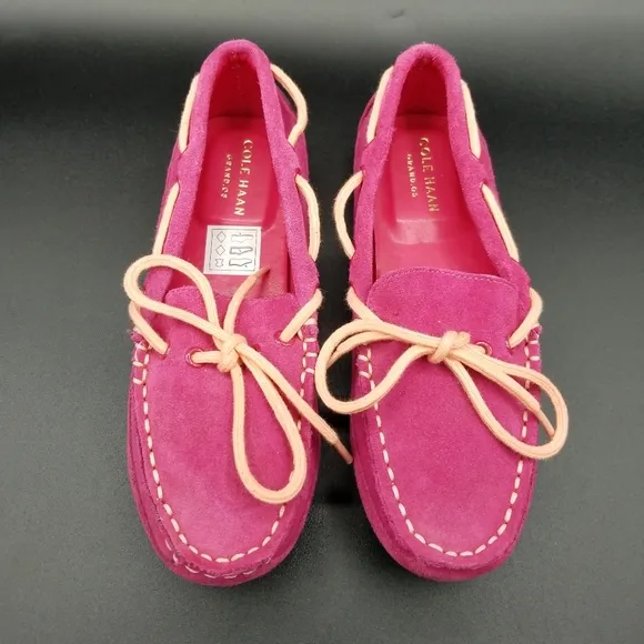 Cole Haan Grand OS Suede Moccasins Loafer Girls Shoes Size 2Y Hot Pink New
