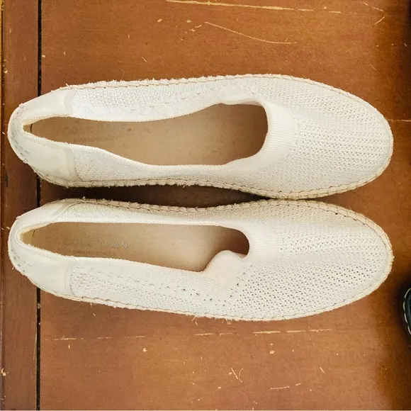 Cole Haan size 8 1/2 slip in shoes pale pink crochet