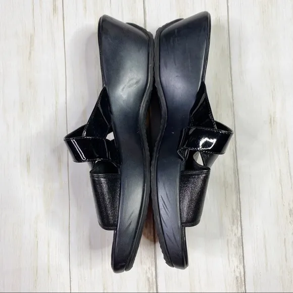 Cole Hann Black Margate Slide II Patent Leather Sandals