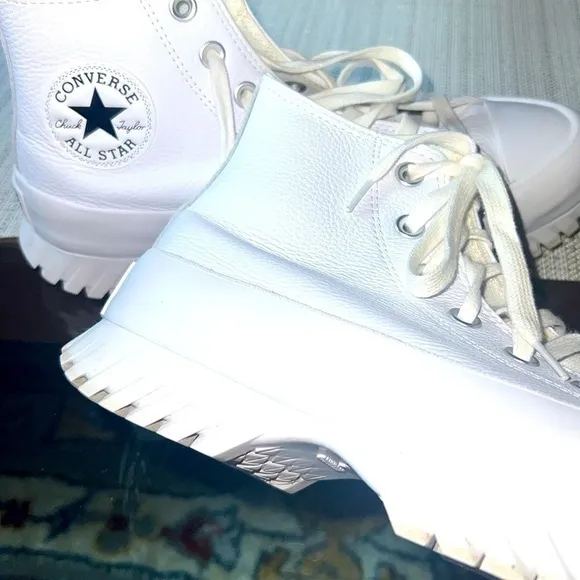 Converse all Star Chuck Taylor white leather high top platform women’s/ men’s