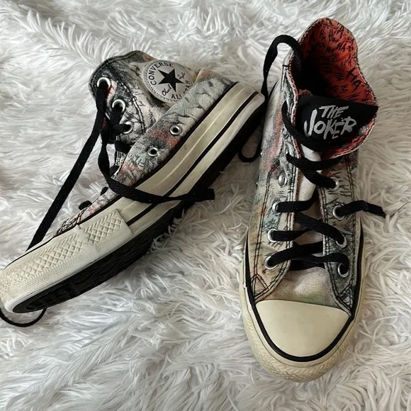 Converse - BATMAN JOKER High Tops Limited Edition