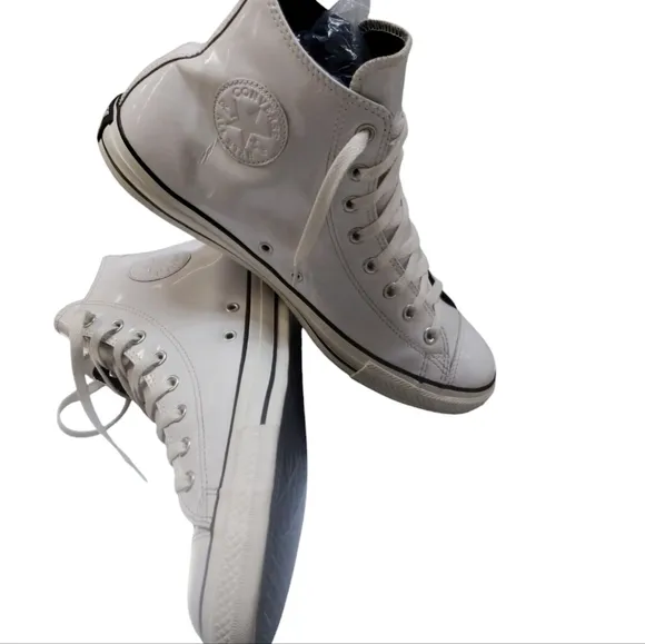 Converse Mens Chuck Taylor Wht Patent Leather Streetwear Sneakers size 12 Grunge