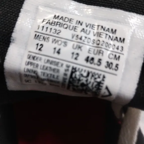Converse Mens Chuck Taylor Wht Patent Leather Streetwear Sneakers size 12 Grunge