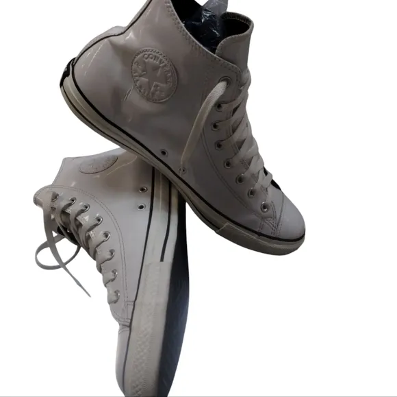Converse Mens Chuck Taylor Wht Patent Leather Streetwear Sneakers size 12 Grunge