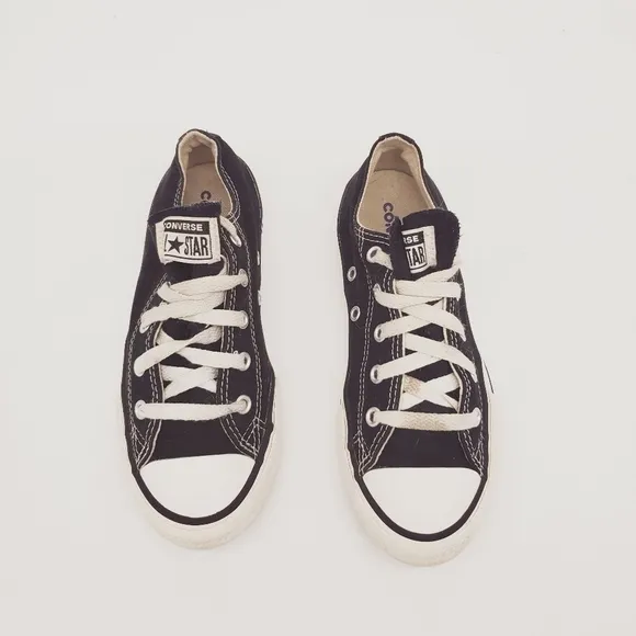 Converse Shoes Youth 2 Low Top Sneakers 3J235