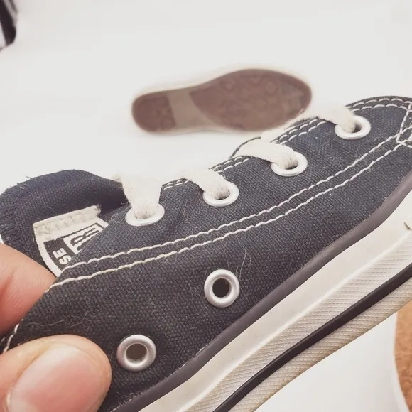 Converse Shoes Youth 2 Low Top Sneakers 3J235