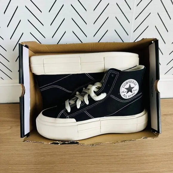🤩Converse Women Shoes Chuck Taylor All Star Hi Size 6.5 Sneakers Black A04689C