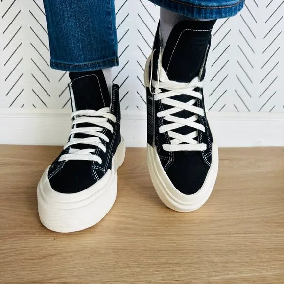 🤩Converse Women Shoes Chuck Taylor All Star Hi Size 6.5 Sneakers Black A04689C