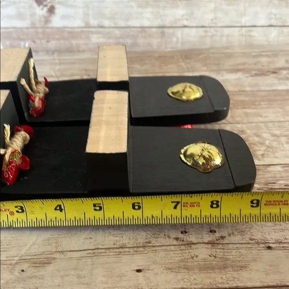 COPY - Traditional Japanese Geta Sandals - Black and Red