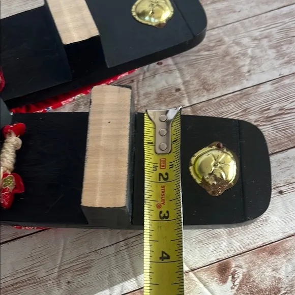 COPY - Traditional Japanese Geta Sandals - Black and Red