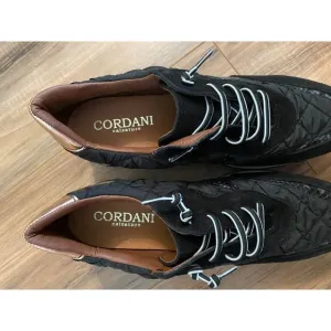 Cordani Lizzie Sneaker Women's 10 Black Lace Up Low Top Sneaker S22