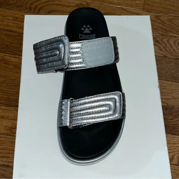 Cougar Nina Slide Sandals Metallic Silver Straps &amp; Black Footbed Women’s 8.5
